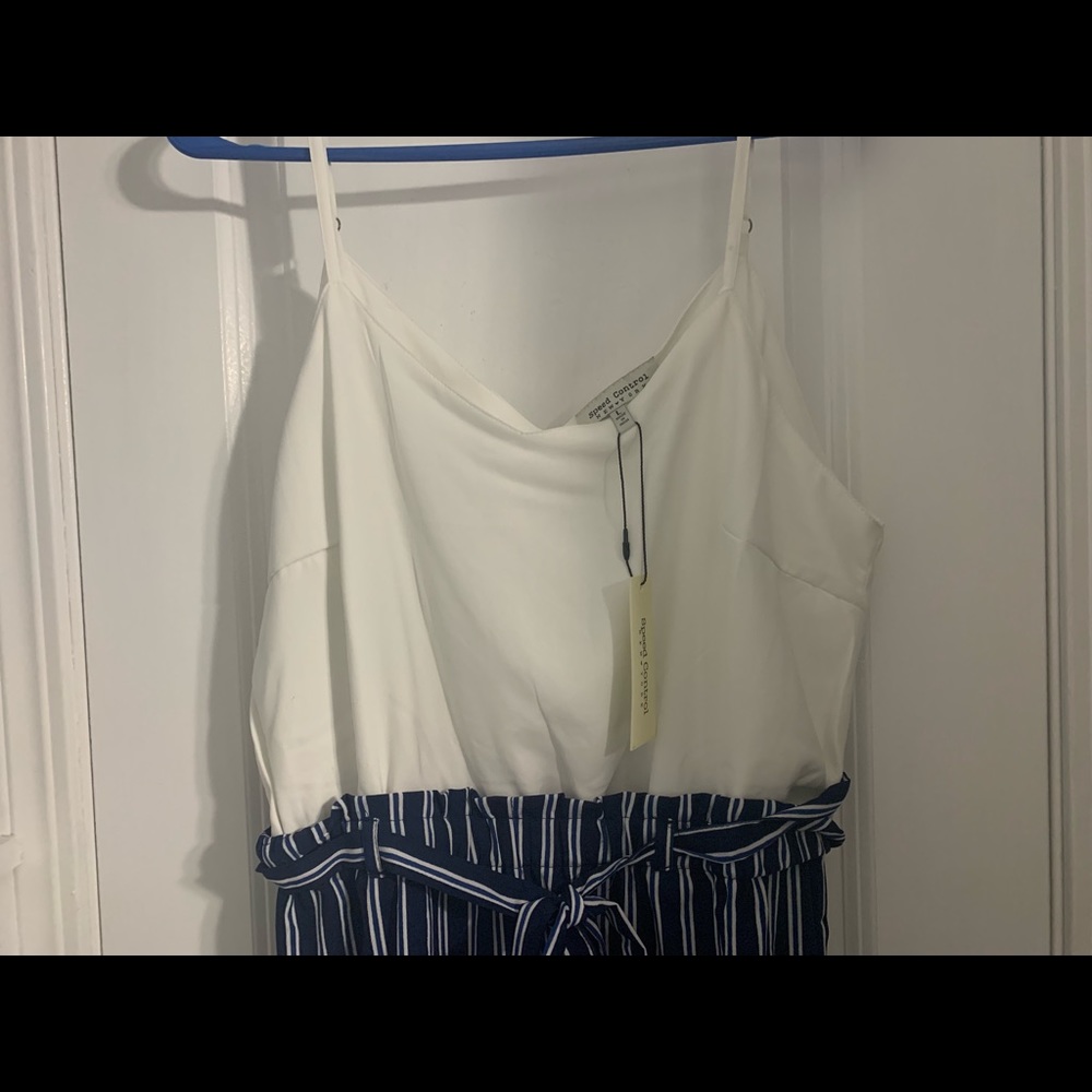 Speed Control Jumpsuit - Picture 4 of 7